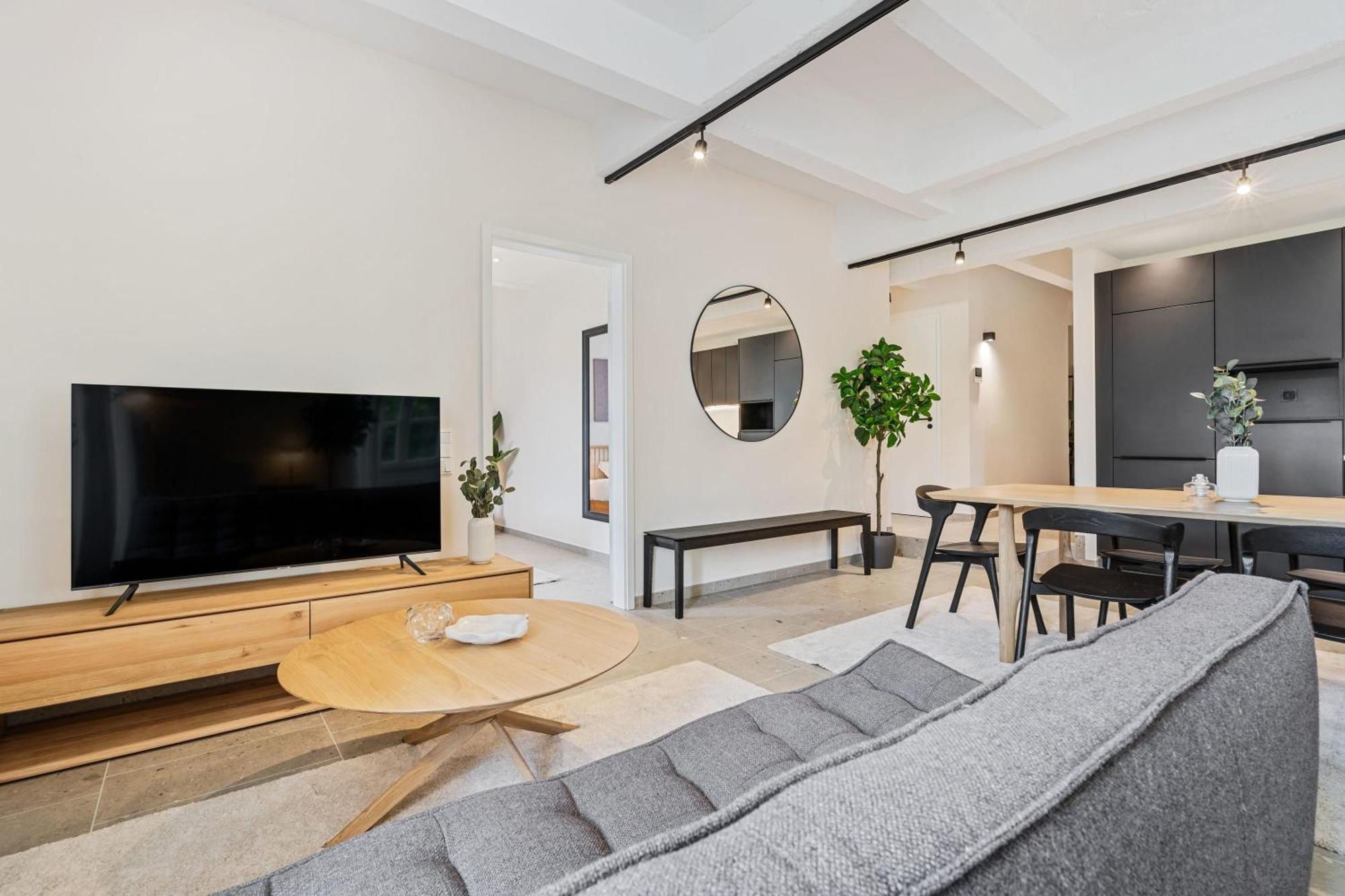 Clausen Hideaway Modern Accommodation ลักเซมเบิร์ก ภายนอก รูปภาพ